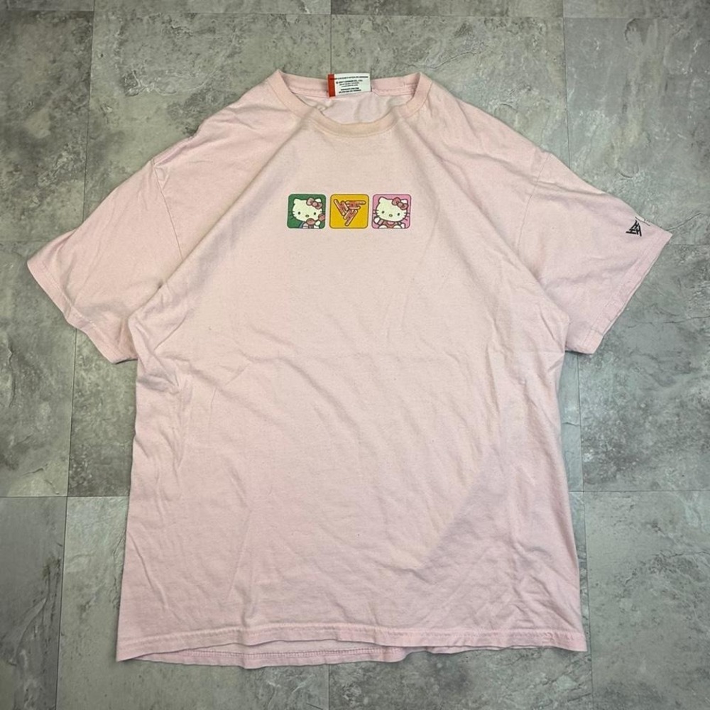 HypLand x Hello Kitty graphic T shirt